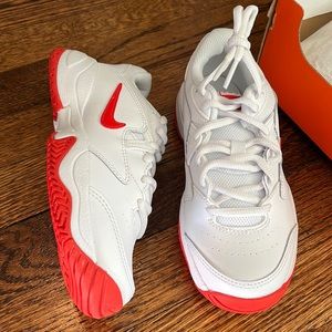Nike boys tennis sneakers